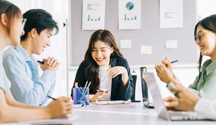 How to Choose an Influencer Agency in Singapore: 7 Questions to Ask Before Signing
